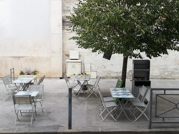 Restaurant Une Margherite à Table à Avignon, France