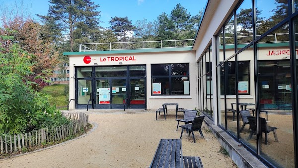 University Restaurant “Les Cèdres d’Orsay” à Orsay, France