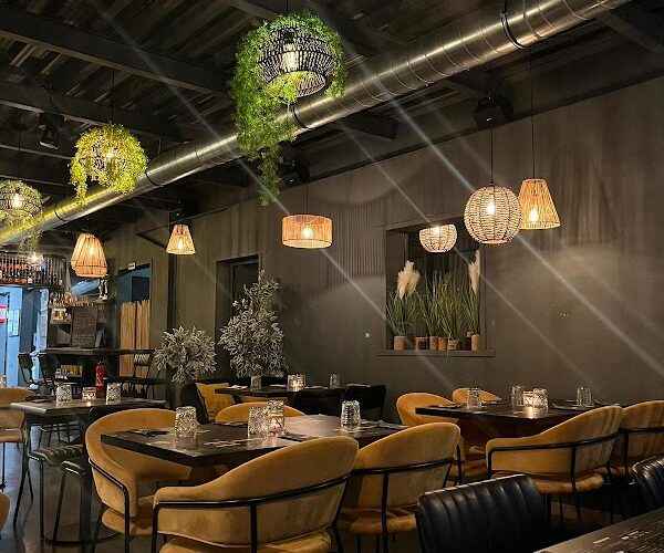 Restaurant Uno Mas à Saint-Cyprien, France