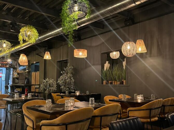 Restaurant Uno Mas à Saint-Cyprien, France