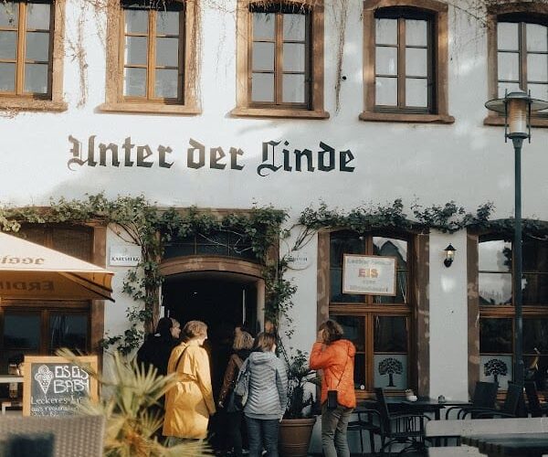 Restaurant Unter der Linde • Wirtshaus • St. Arnual • deutsche & französische Küche à Saarbrücken (Sarrebruck), Allemagne