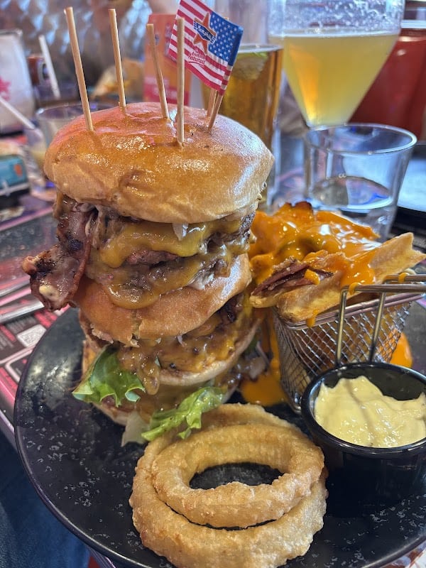 US Diner -restaurant Ephémère jusqu’au 02/11/25- à Chambéry, France