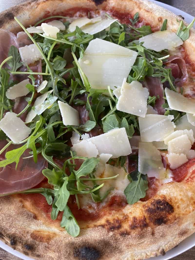 Restaurant V SAVEUR PIZZA à Bezannes, France