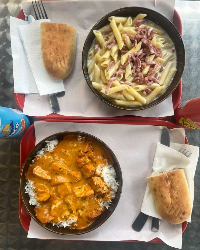 Vaav restaurant à Cergy, France