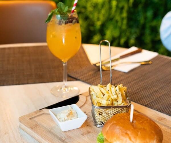 Restaurant Vaccarum Francesinhas & Tapas – Sá da Bandeira à porto, Portugal