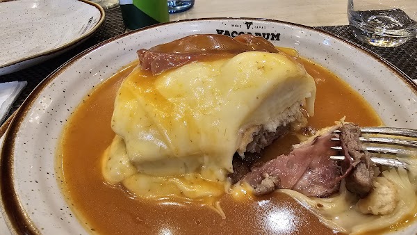 Restaurant Vaccarum Francesinhas & Tapas – Sá da Bandeira à porto, Portugal