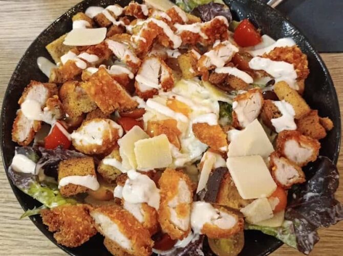 Restaurant Veliokasse à Cergy, France