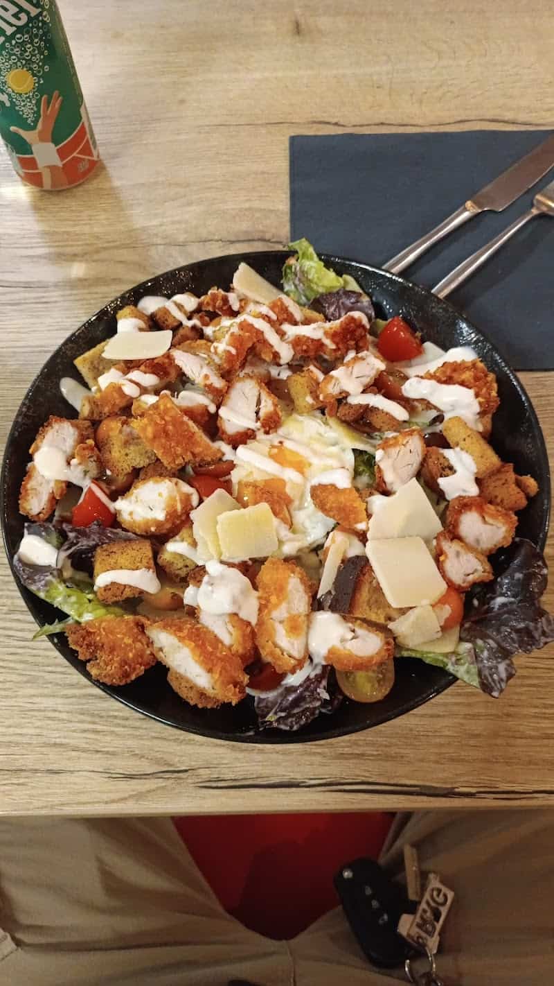 Restaurant Veliokasse à Cergy, France