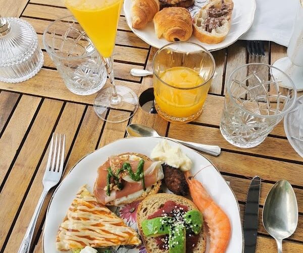 Restaurant Version Originale à Pontarlier, France