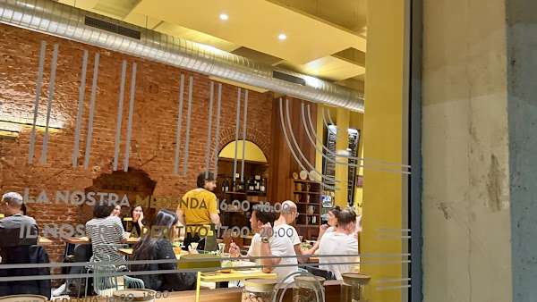 Restaurant Via Pasteria à Milan, Italie