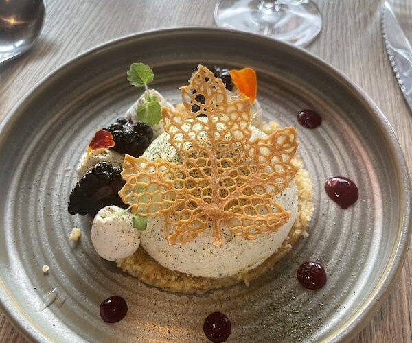 Villa Métis – Hotel & Restaurant à Les Herbiers, France