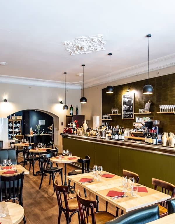 Restaurant Vin Ensèn à Caromb, France