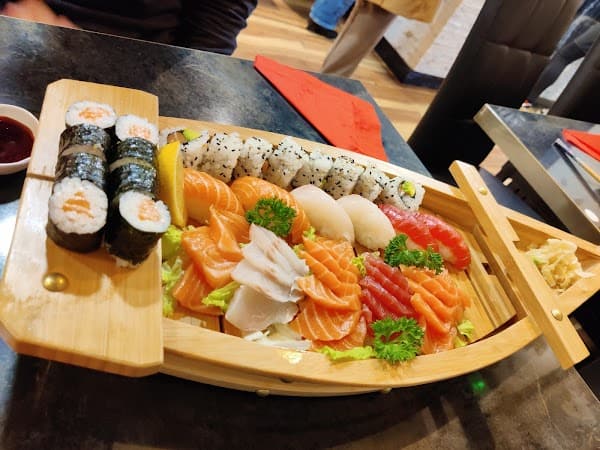Restaurant Yume sushi à La Roche-sur-Yon, France