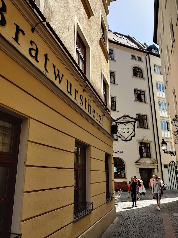 Restaurant ZWICKL – Gastlichkeit am Viktualienmarkt à München (Munich), Allemagne