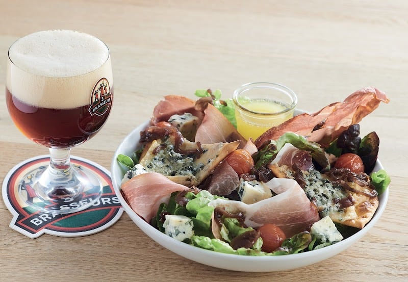 Restaurant 3 Brasseurs Éragny-Sur-Oise à Éragny, France