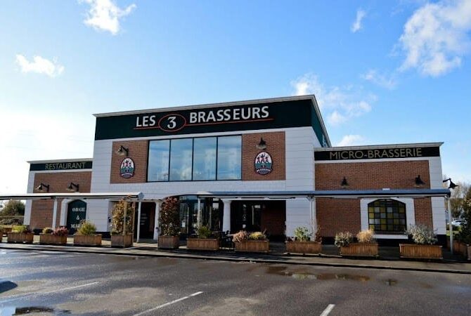 Restaurant 3 Brasseurs Valenciennes – Petite-Forêt à Valenciennes, France