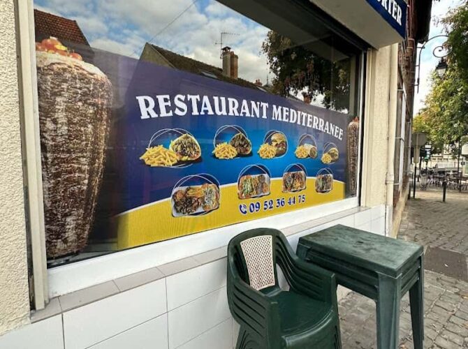 Restaurant 46 Kebab Street à Ballancourt-sur-Essonne, France