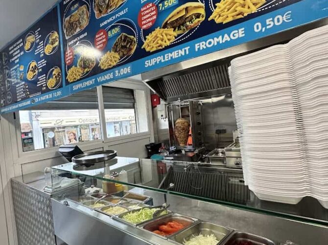 Restaurant 46 Kebab Street à Ballancourt-sur-Essonne, France