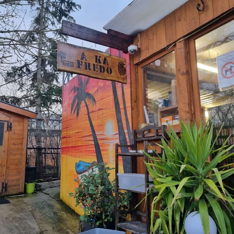 Restaurant À KA FREDO à Saulx-les-Chartreux, France