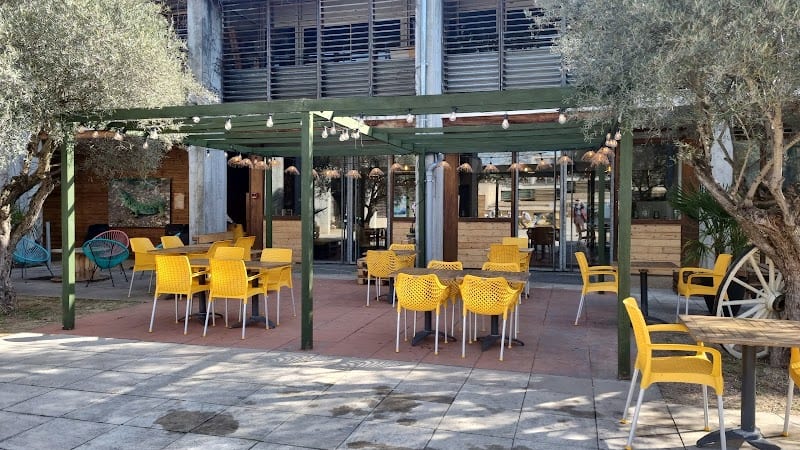 Restaurant A l’ombre des oliviers à Gardanne, France