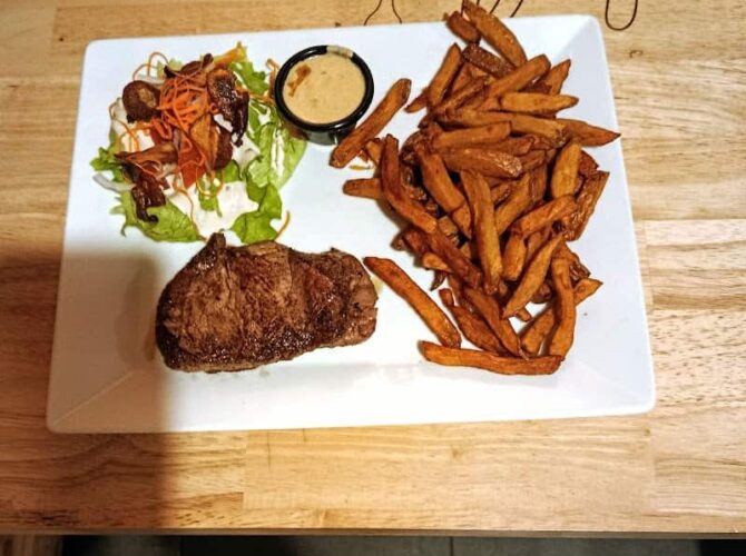 Restaurant A TABLE – Marseillan Plage à Marseillan, France