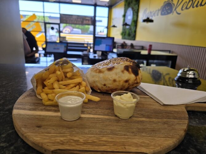 Restaurant ABI KEBAB NAAN TACOS à Portes-lès-Valence, France