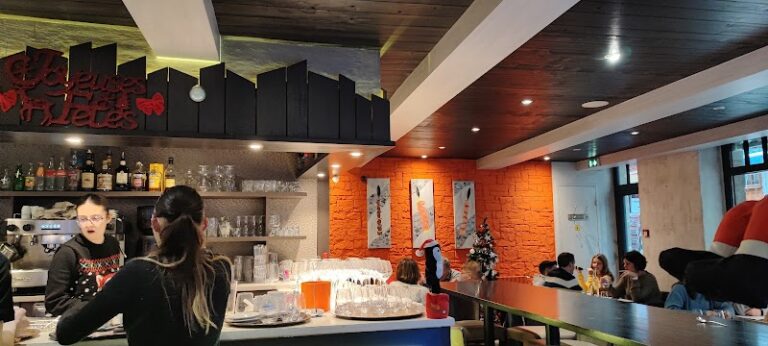 Restaurant Atypic à Dinan, France — photo 1