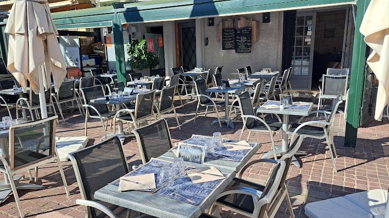 Restaurant AU 10 PLACE DU MARCHÉ. à Palavas-les-Flots, France