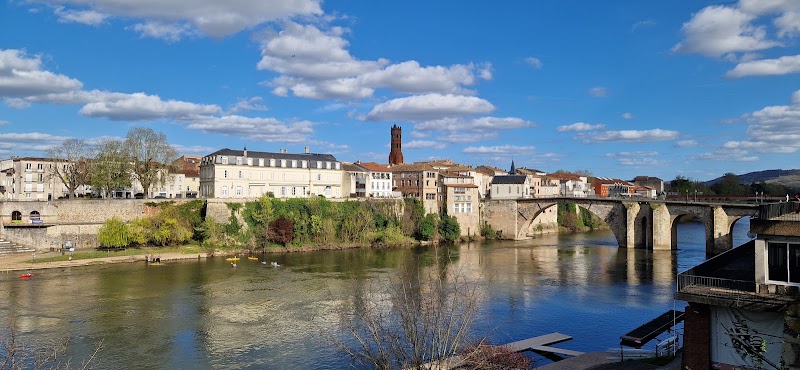 Restaurant Au bord de l’O à Villeneuve-sur-lot, France