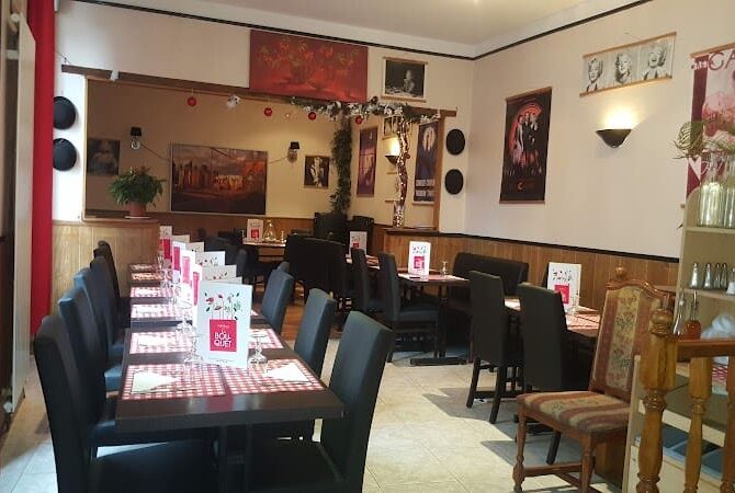 Restaurant Au Bouquet à Ivry-sur-Seine, France