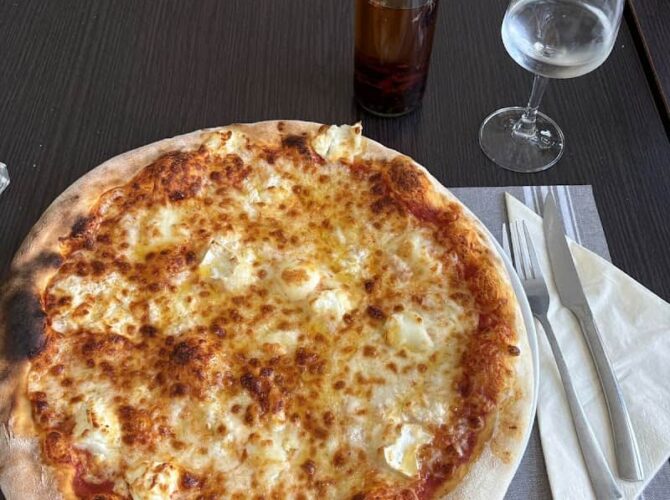 Restaurant Au Bouquet à Ivry-sur-Seine, France