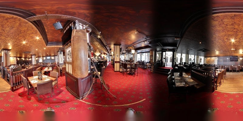 Restaurant Au Bureau – Pub et Brasserie à Orléans, France