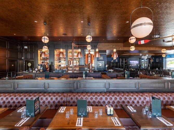 Restaurant Au Bureau – Pub et Brasserie à Colombes, France