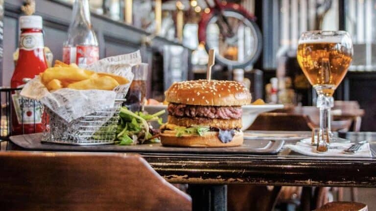 Restaurant Au Bureau – Pub et Brasserie à Orléans, France — photo 1