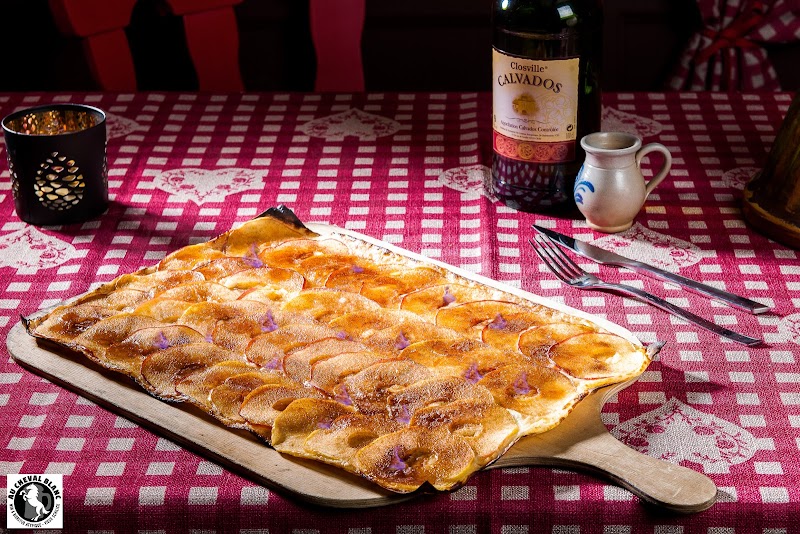 Restaurant AU CHEVAL BLANC Win & Bierstub Atypique à Schiltigheim, France