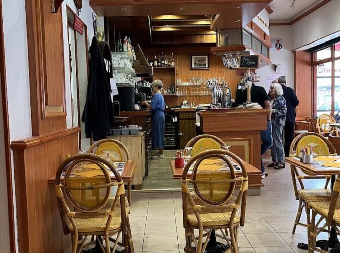 Restaurant Au Cochon de Lait à Falaise, France