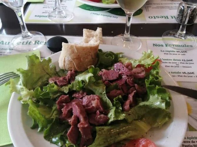 Restaurant Au Petit Resto à Gardanne, France