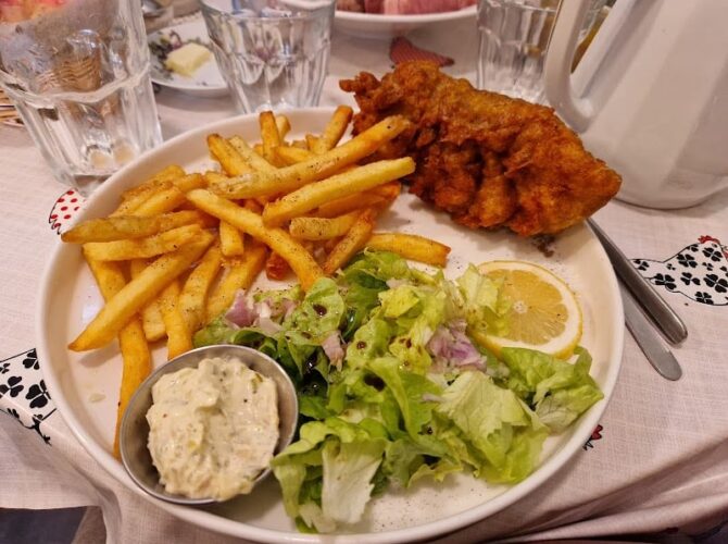 Restaurant AU P’TY LYONNAIS, BOUCHON BRESTOIS à Brest, France