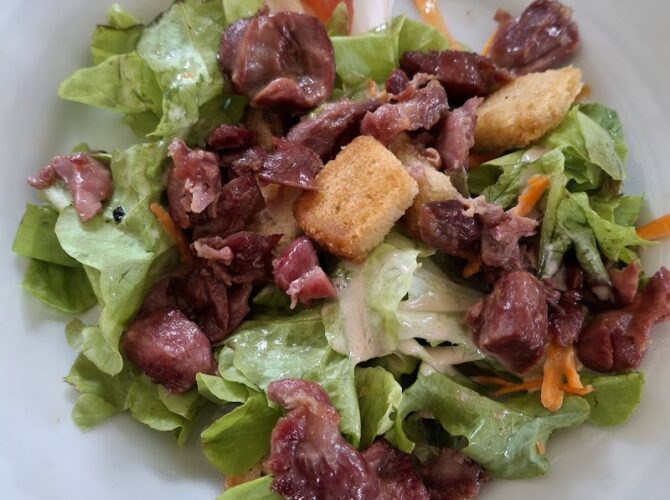 Restaurant Au repos de la forêt à Quincy-sous-Sénart, France