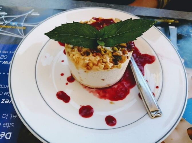 Restaurant Au Resto’ à Rochefort-sur-Loire, France