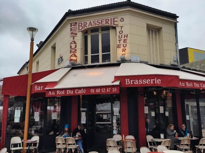 Restaurant Au Roi du Café à Saint-Ouen-sur-Seine, France