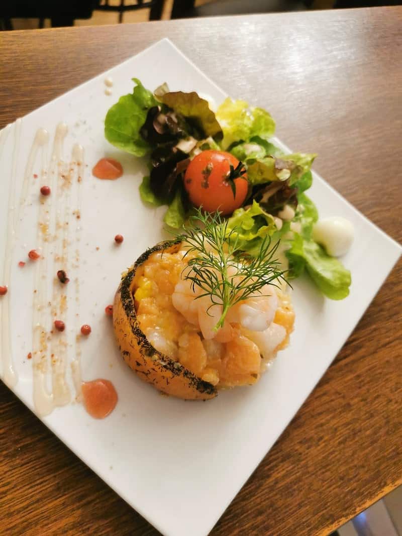 Restaurant Auberge de Saint Didier à Neyron, France