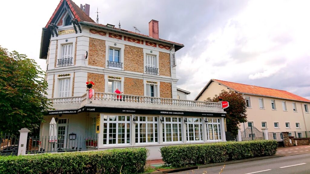 Restaurant Auberge Des Camaldules à Yerres, France