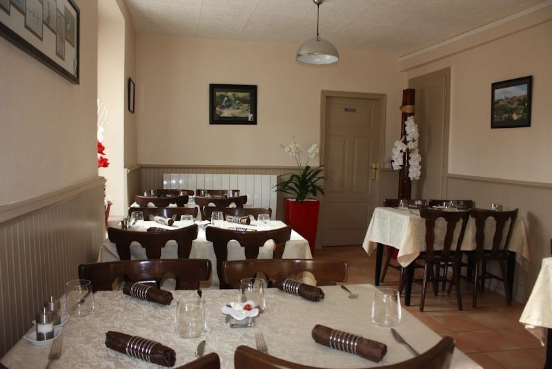 Restaurant Auberge des Pêcheurs à Poussay, France