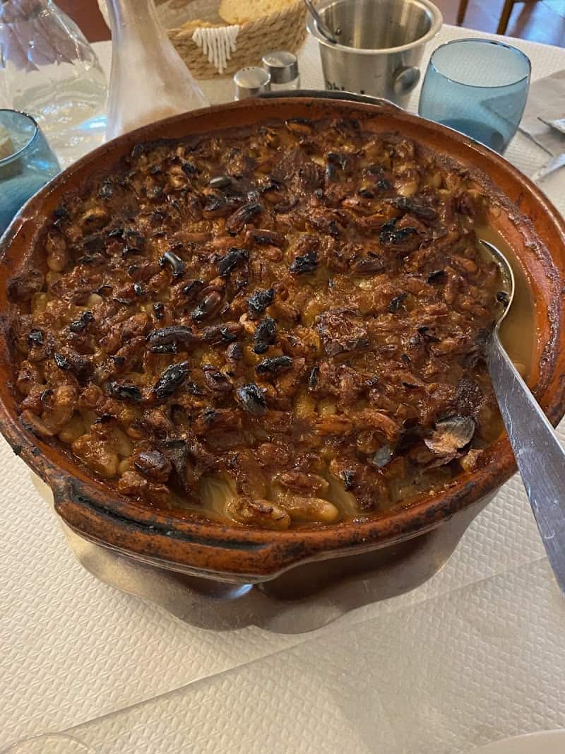 Restaurant Auberge La Calèche. à Peyrens, France