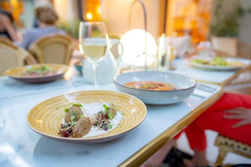 Restaurant Aurasice à Orange, France