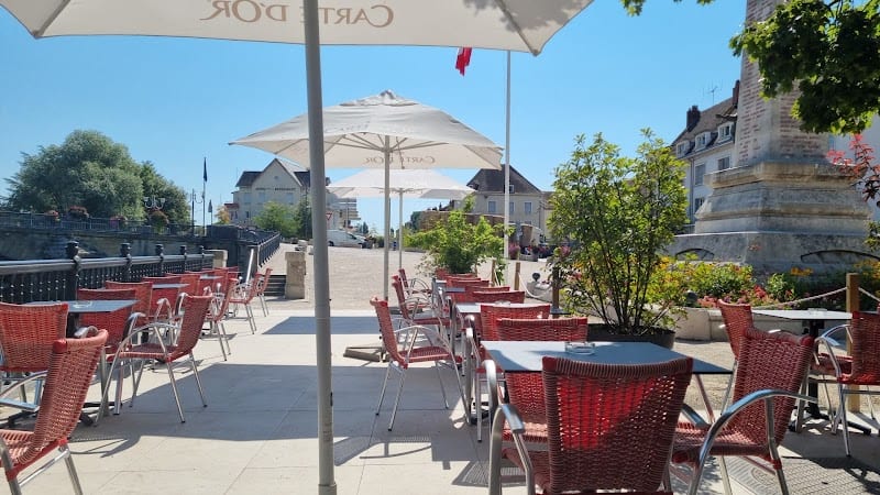 Restaurant Aux 2 Terrasses à Gray, France