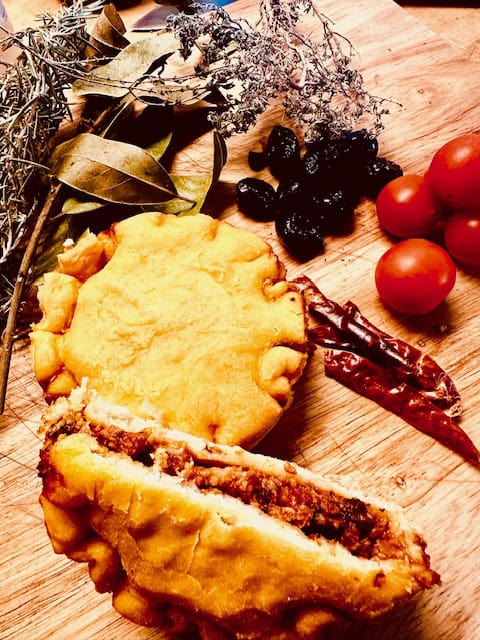 Restaurant Aux saveurs du sud Fabrique a Tielles-Boutique à Marseillan, France