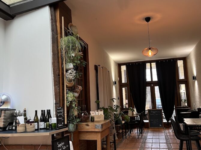 Avarum Restaurant à Aÿ-Champagne, France