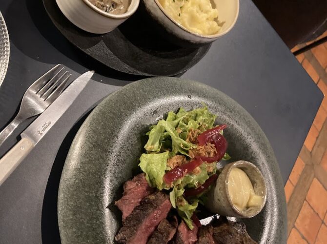 Avarum Restaurant à Aÿ-Champagne, France